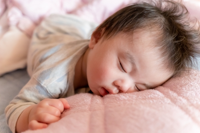 子ども お昼寝 いつまで